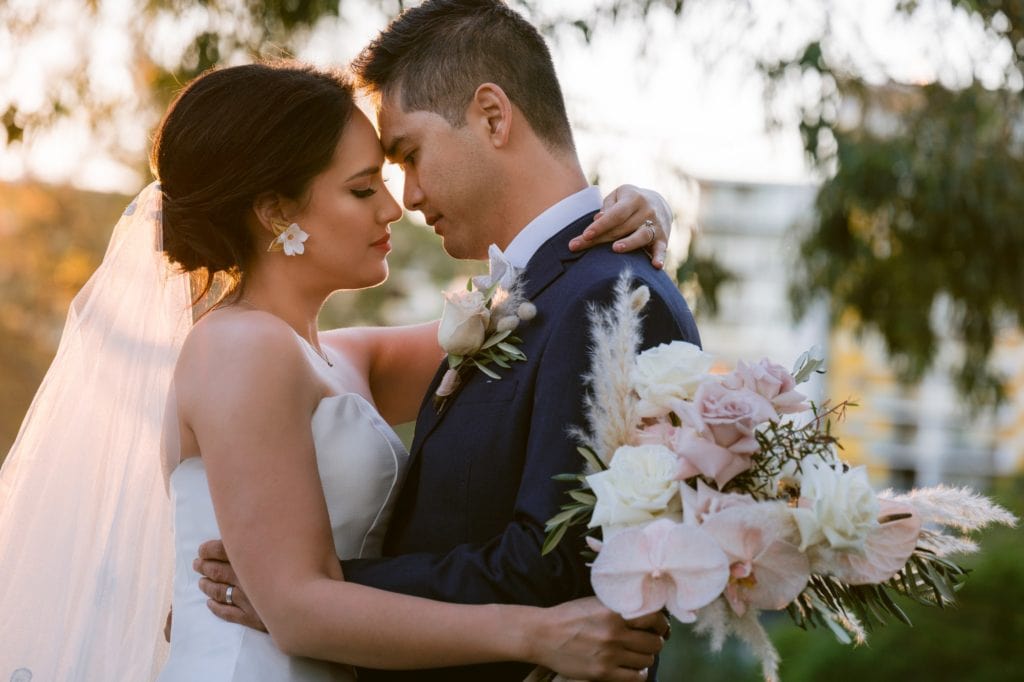 Victoria Park wedding photographer bride portraits groom golf course
