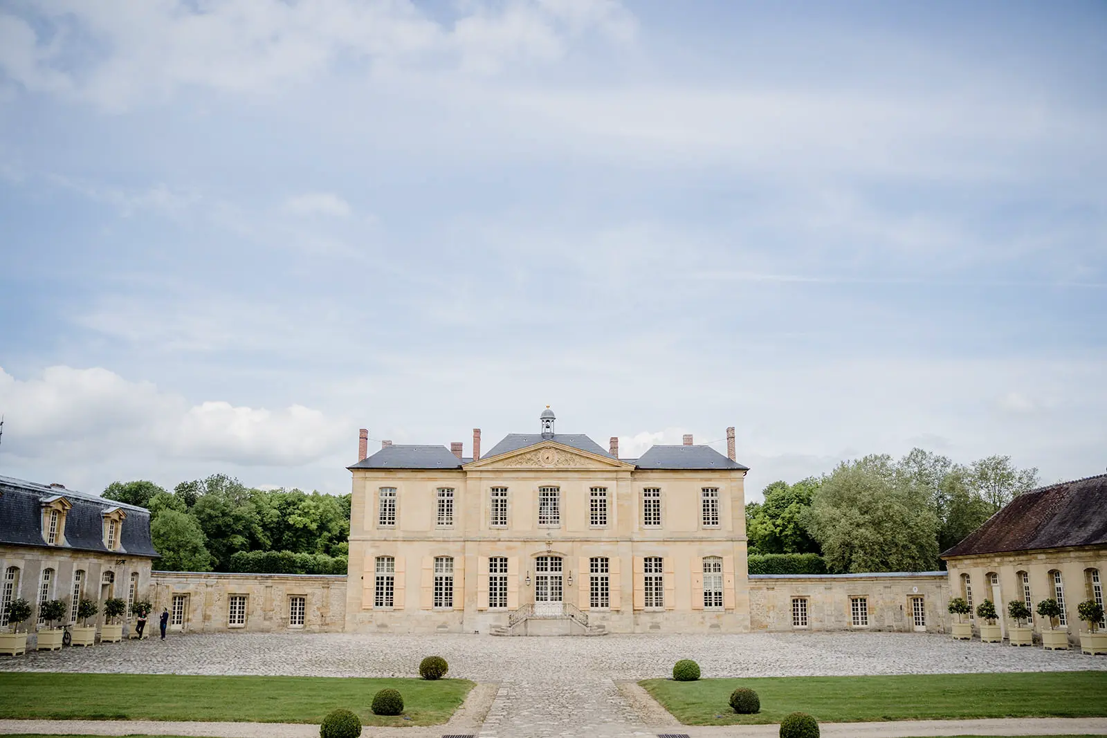 chateau villette paris wedding photographer